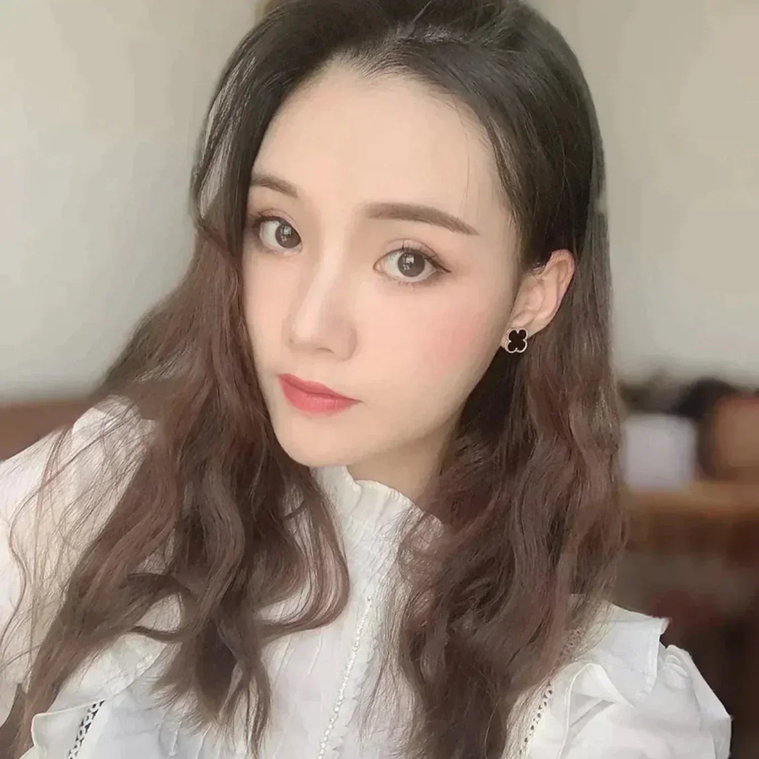 [Vicky]CLOVER MEDIUM 1 MOTIFS  ONYX STUD EARRINGS