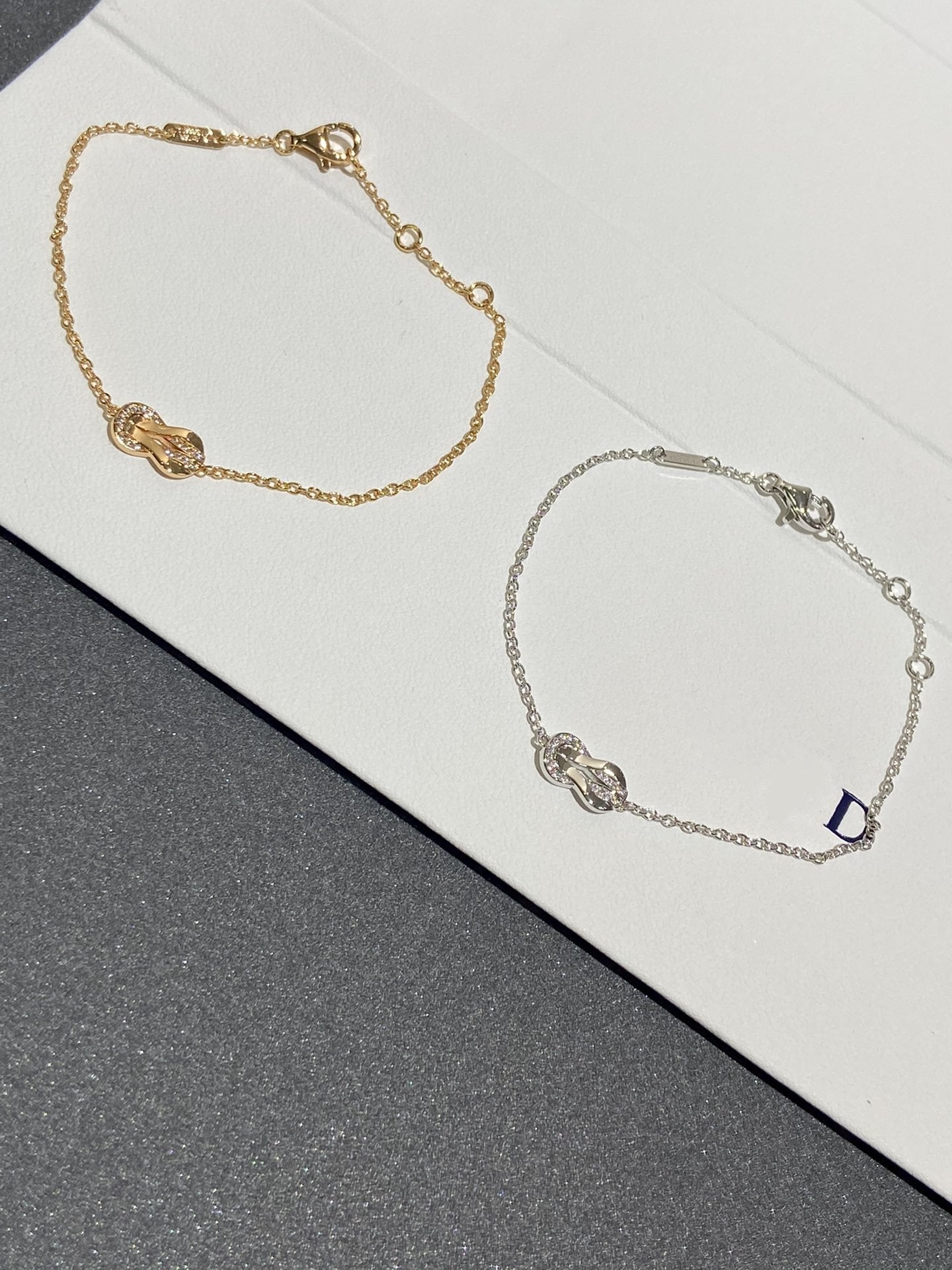 [Vicky]CHANCE INFINIE DIAMOND BRACELET