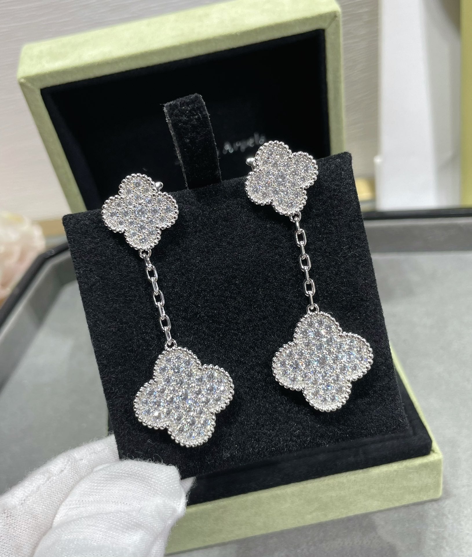 [Vicky]CLOVER 2 MOTIFS DIAMOND PAVED SILVER EARRINGS