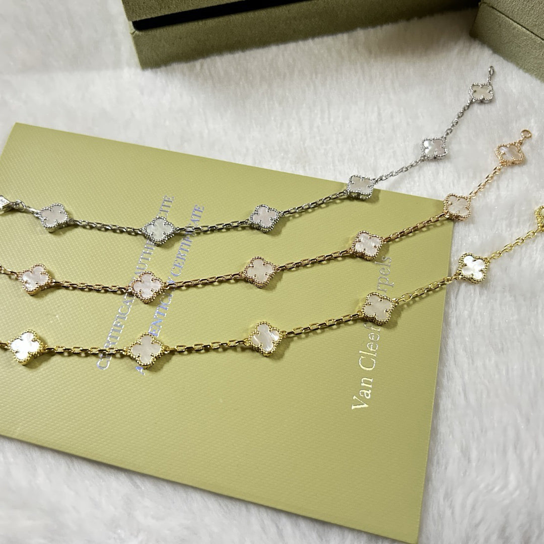 [Vicky]CLOVER 6 MOTIF WHITE MOP BRACELET