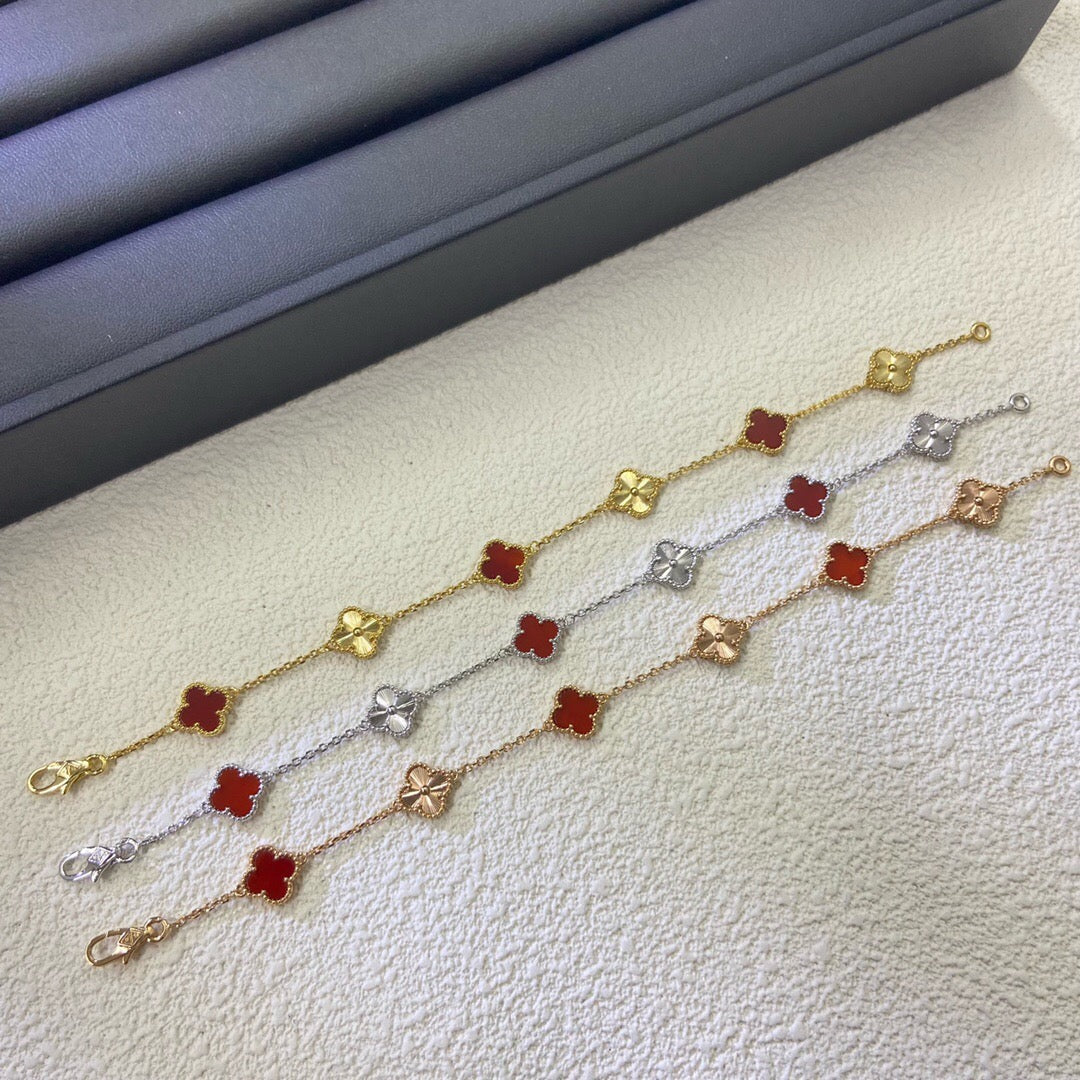 [Vicky]CLOVER 6 MOTIF RED AGATE LASER BRACELET