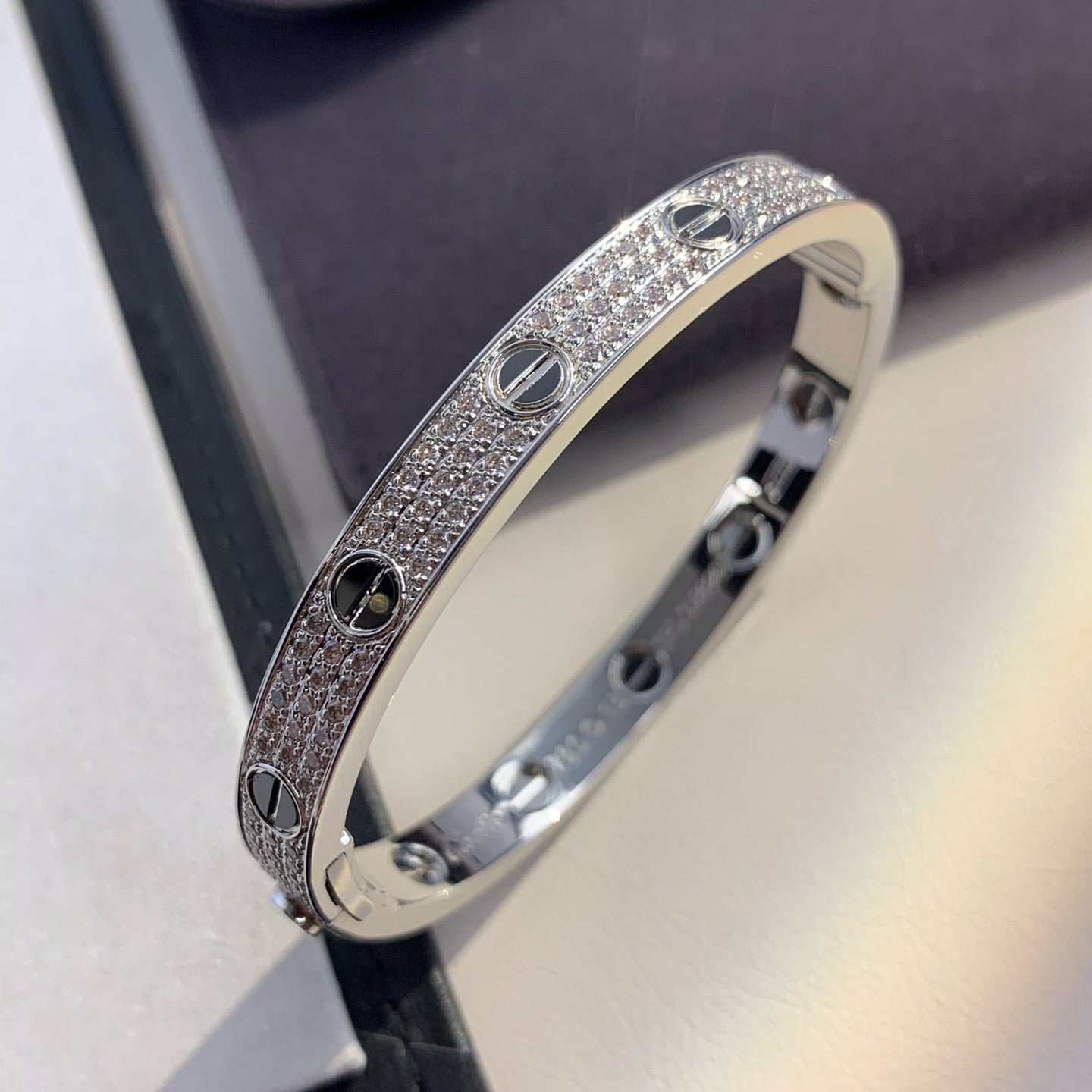 [Vicky]LOVE BRACELET 6.1MM DIAMOND-PAVED CERAMIC