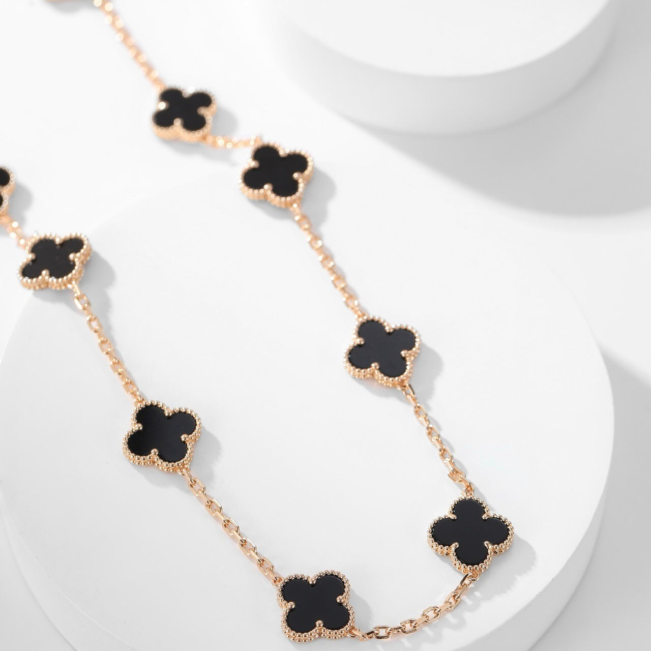 [Vicky]CLOVER 10 MOTIFS ONYX NECKLACE