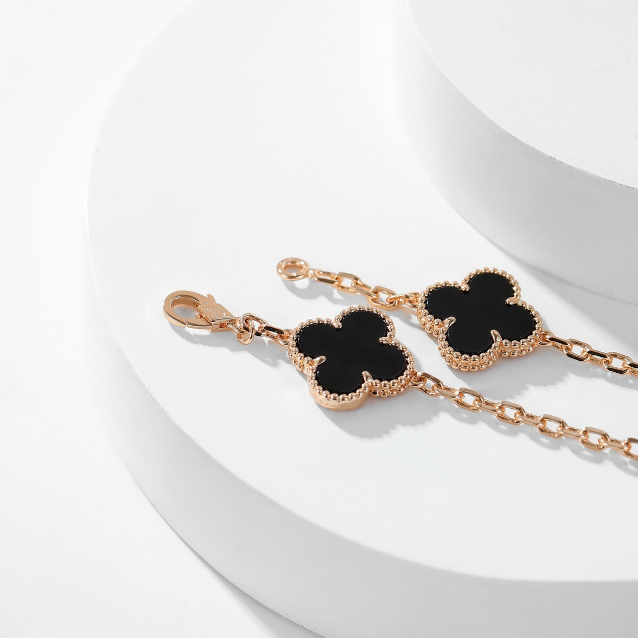 [Vicky]CLOVER 10 MOTIFS ONYX NECKLACE