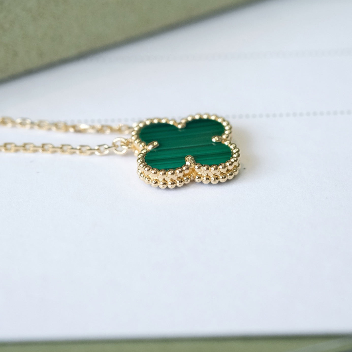 [Vicky]CLOVER 15MM MALACHITE SINGLE FLOWER  NECKLACE