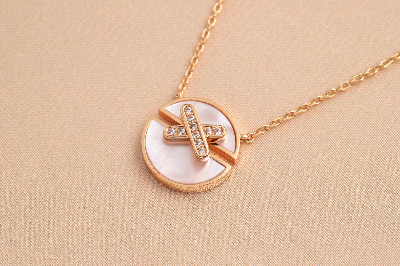 [Vicky]JEUX DE PINK GOLD DIAMOND NECKLACE