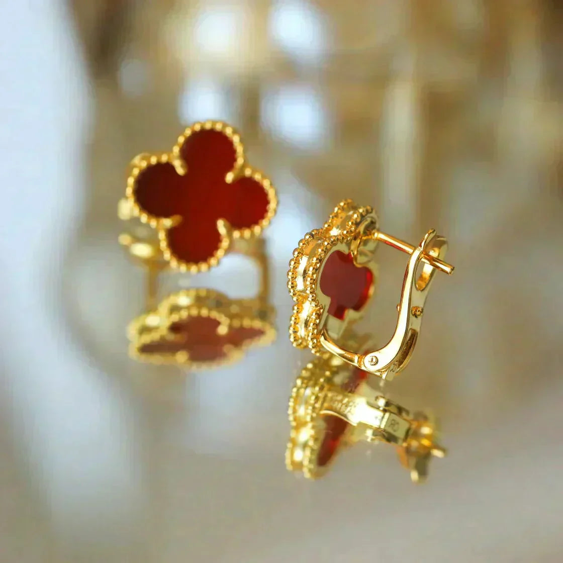 [Vicky]CLOVER MEDIUM 1 MOTIFS CARNELIAN  EARRINGS