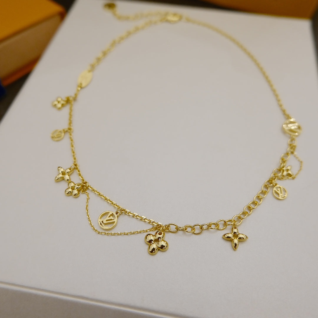 [Vicky]BLOOMING SUPPLE NECKLACE BRASS