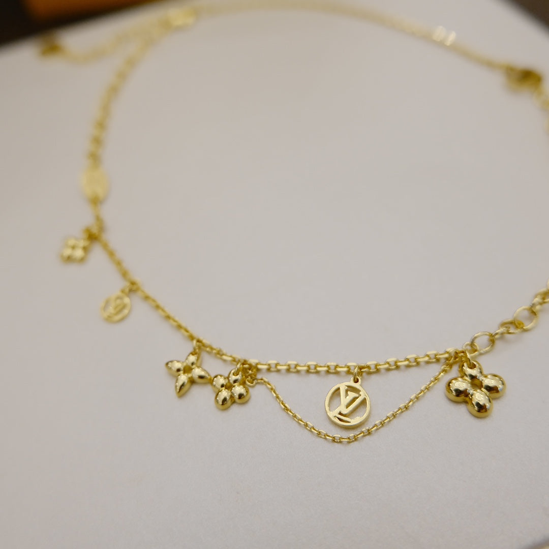 [Vicky]BLOOMING SUPPLE NECKLACE BRASS