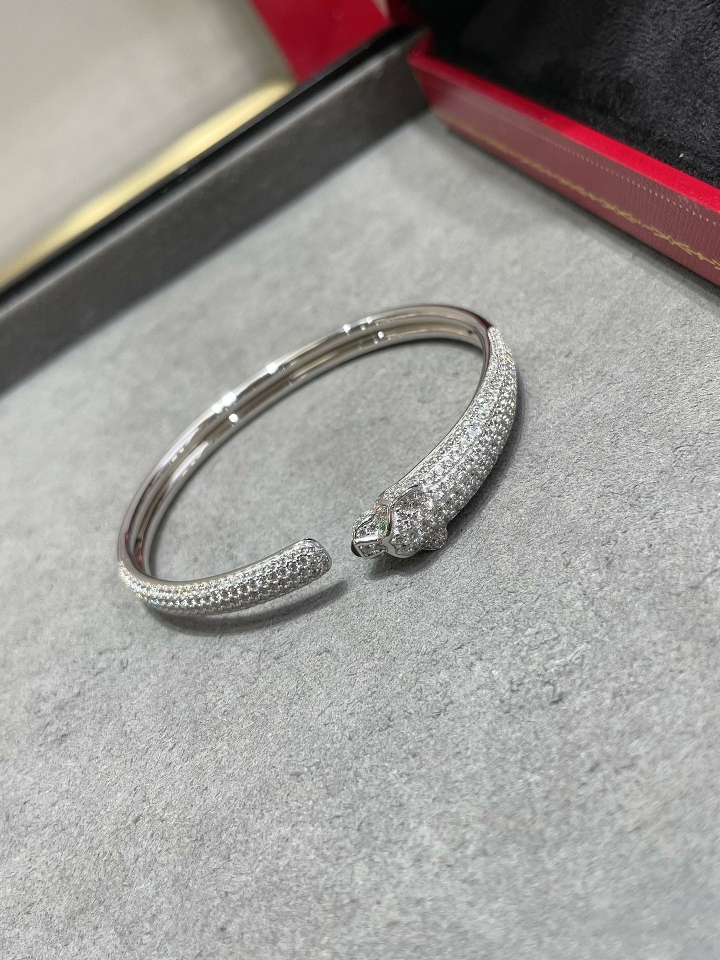 [Vicky]PANTHERE FULL DIAMOND OPEN BRACELET